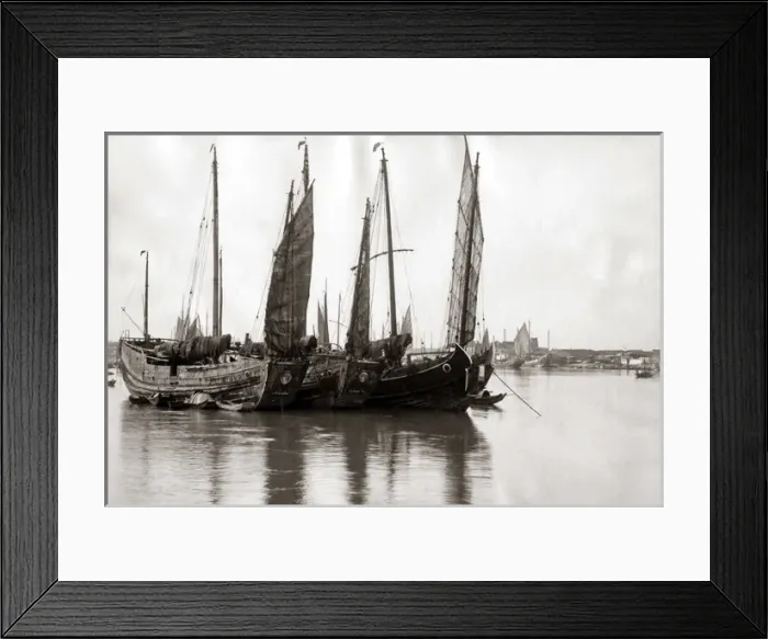 Framed Print : Chinese Junks, circa 1890 Framed Print : Chinese Junks, circa 1890