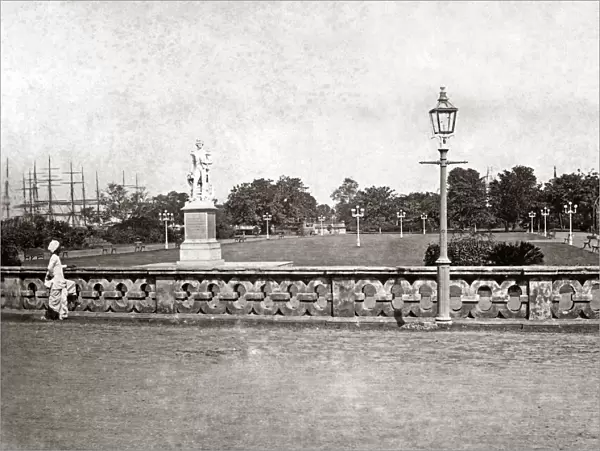 Statue of Sir William Peel, Eden Gardens, Calcutta, India