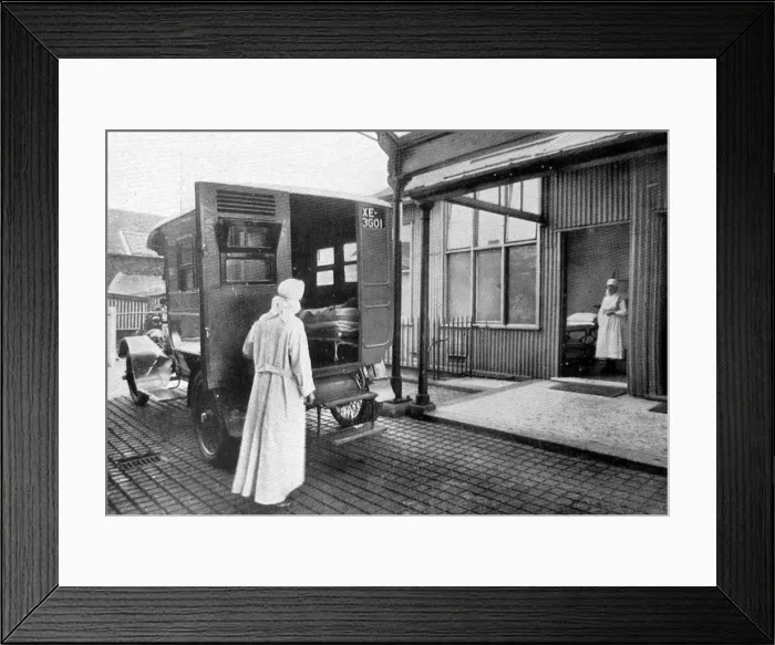 Framed Print : South Wharf River Ambulance Station, Rotherhithe Framed Print : South Wharf River Ambulance Station, Rotherhithe