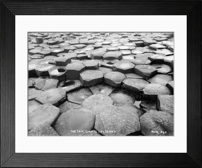 Framed Print : The Fan, Giants Causeway