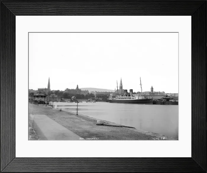 Framed Print : Dun Laoghaire Framed Print : Dun Laoghaire