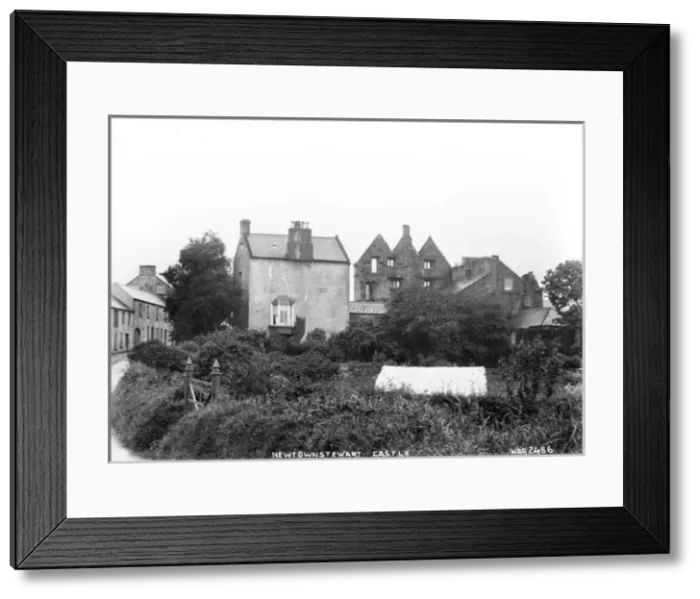 Framed Print : Newtownstewart Castle Framed Print : Newtownstewart Castle