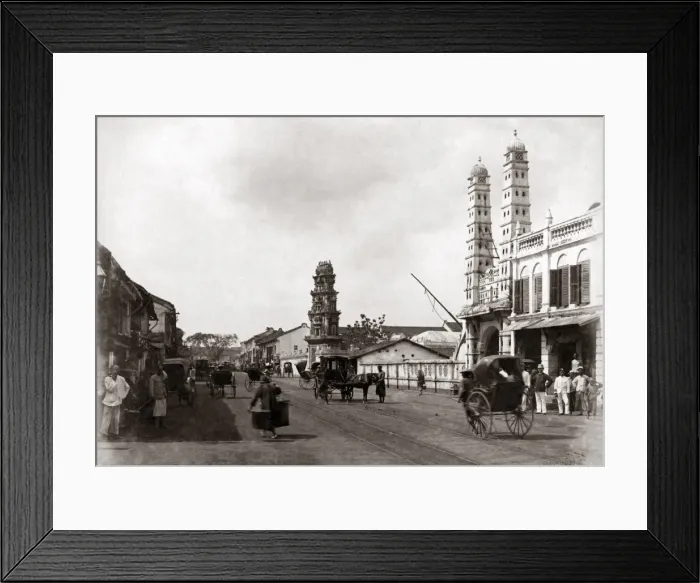 Framed Print : Rickshaws and porters on North Bridge Road, Singapore Framed Print : Rickshaws and porters on North Bridge Road, Singapore