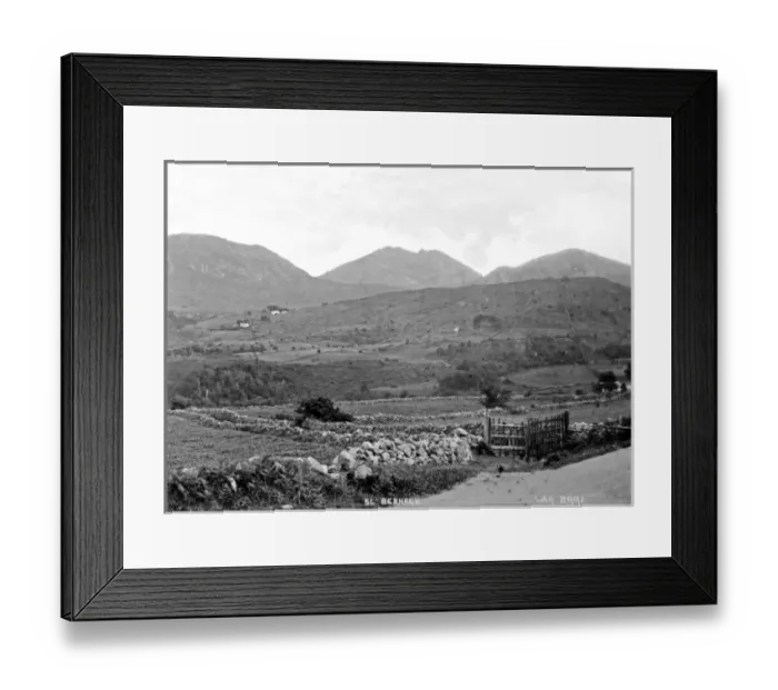 Framed Print : Sl. Bernagh Framed Print : Sl. Bernagh