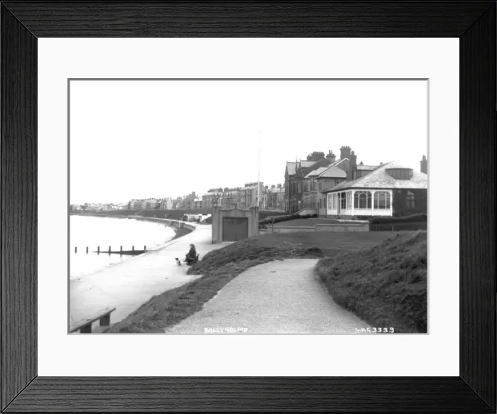 Framed Print : Ballyholme Framed Print : Ballyholme