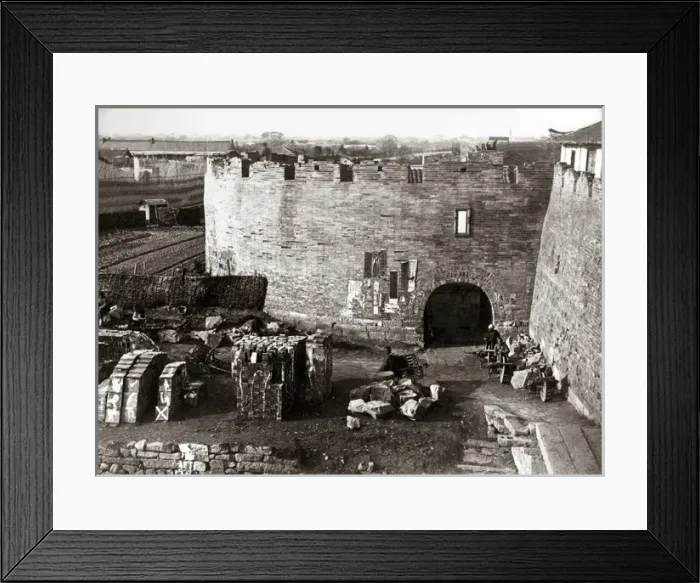 Framed Print : The walls of Shanghai, China, 1870s Framed Print : The walls of Shanghai, China, 1870s