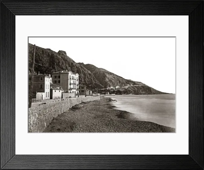 Framed Print : View of the beach at Mentone, France, circa 1890 Framed Print : View of the beach at Mentone, France, circa 1890