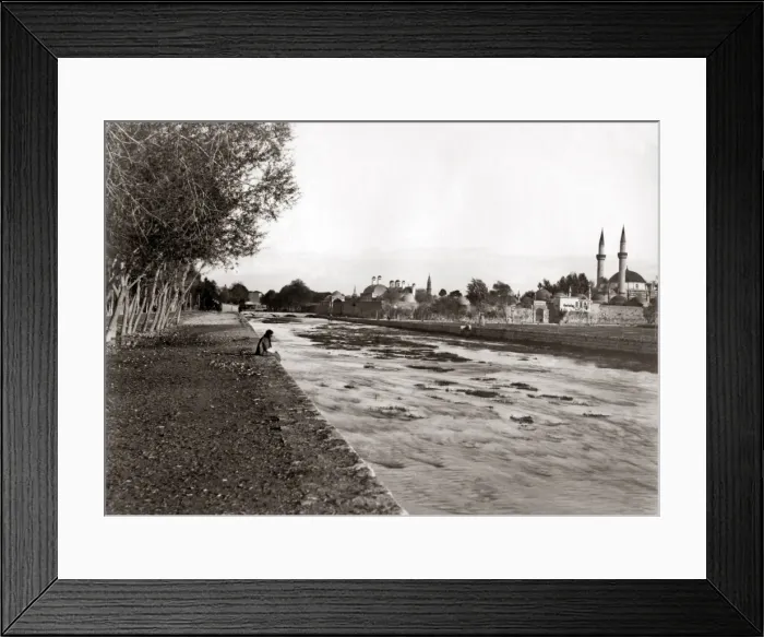Framed Print : Damascus and the Barada river, Syria circa 1880s Framed Print : Damascus and the Barada river, Syria circa 1880s