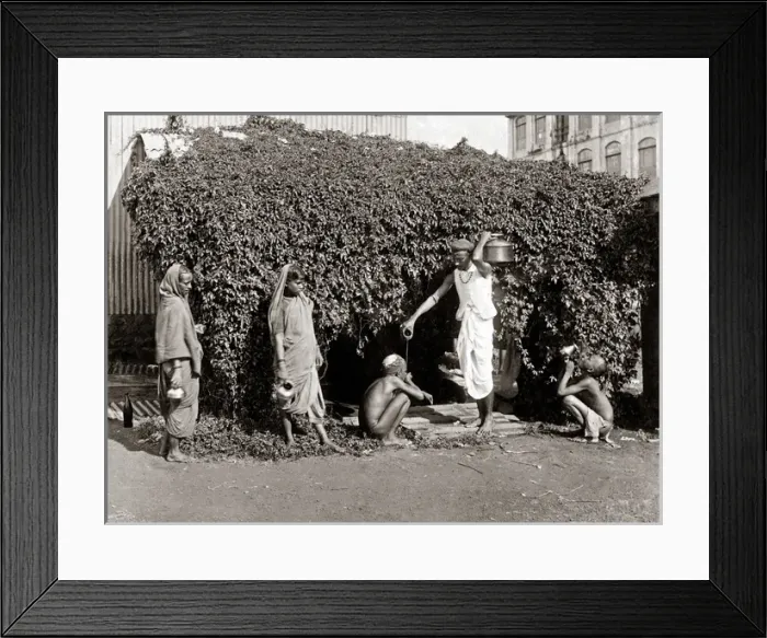 Framed Print : Water seller, India circa 1880s Framed Print : Water seller, India circa 1880s