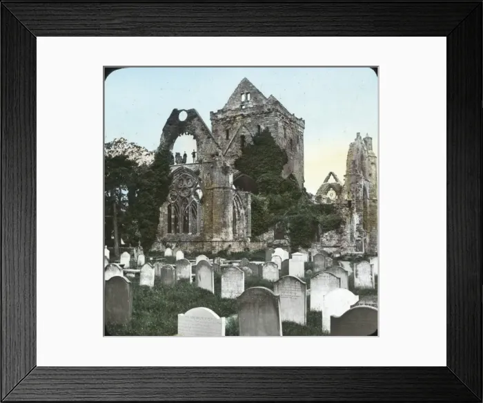 Framed Print : Sweetheart Abbey, Dumfries and Galloway, Scotland Framed Print : Sweetheart Abbey, Dumfries and Galloway, Scotland