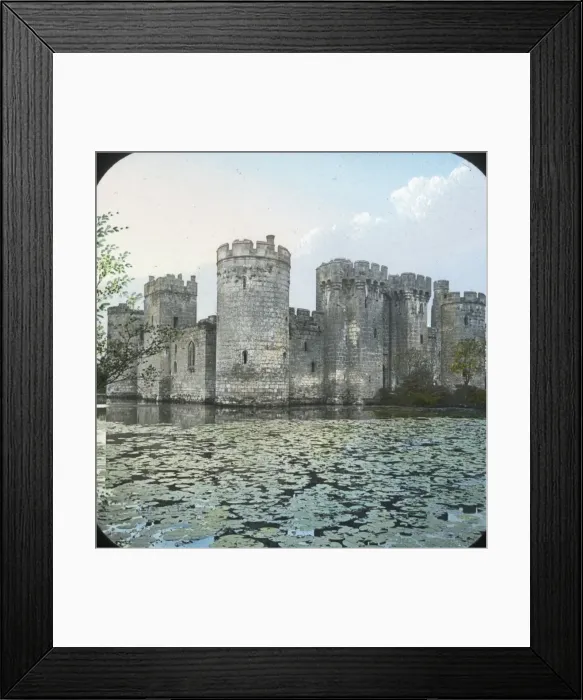 Framed Print : Bodiam Castle and Moat, East Sussex Framed Print : Bodiam Castle and Moat, East Sussex