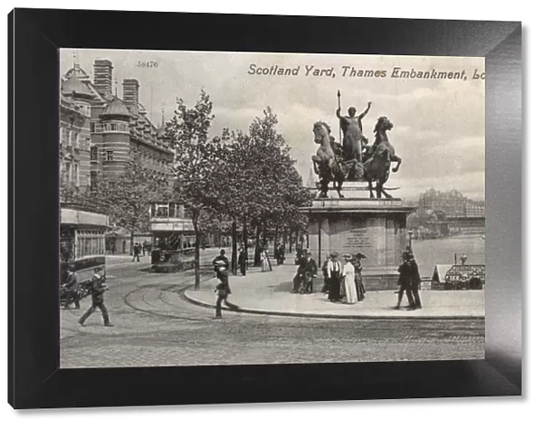 Thames Embankment - Old Scotland Yard and Boudicca Statue
