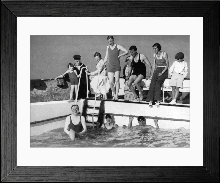 Framed Print : Bathing pool on a cruise liner Framed Print : Bathing pool on a cruise liner