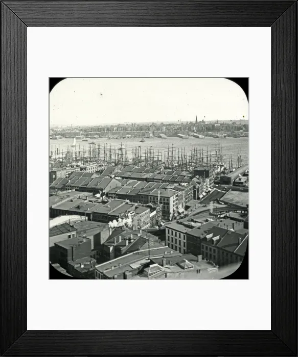 Framed Print : USA - New York, looking East (showing harbour) Framed Print : USA - New York, looking East (showing harbour)