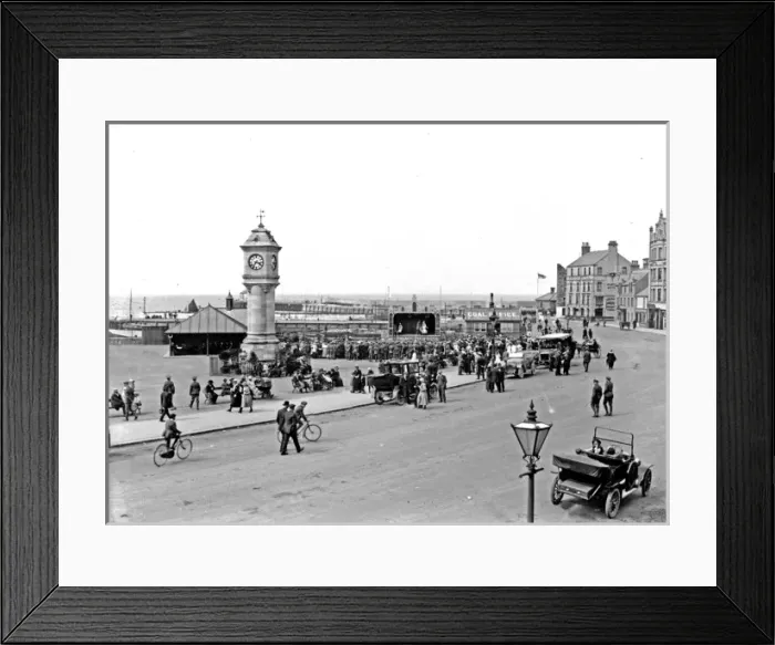 Framed Print : The Esplanade, Bangor Framed Print : The Esplanade, Bangor