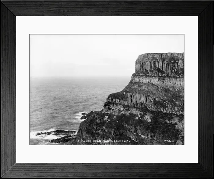 Framed Print : Pleaskin Head, Giants Causeway Framed Print : Pleaskin Head, Giants Causeway