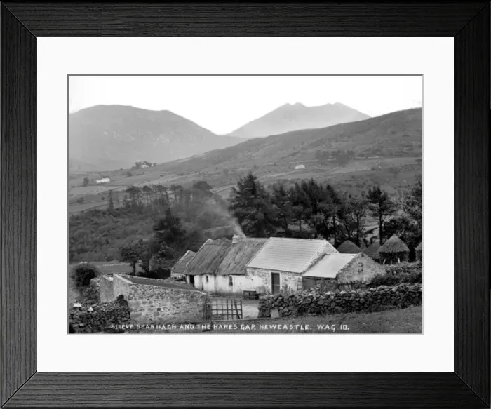 Framed Print : Slieve Bearnagh and the Hares Gap, Newcastle Framed Print : Slieve Bearnagh and the Hares Gap, Newcastle