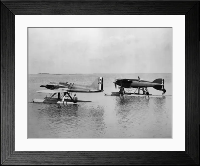 Framed Print : The Schneider Trophy 1927 - Venice, Italy Framed Print : The Schneider Trophy 1927 - Venice, Italy