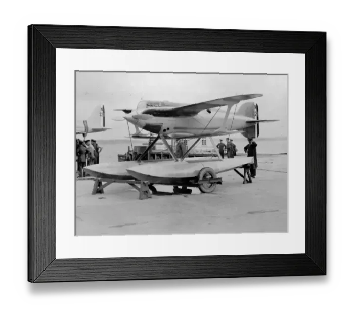 Framed Print : The Schneider Trophy 1927 - Venice, Italy Framed Print : The Schneider Trophy 1927 - Venice, Italy