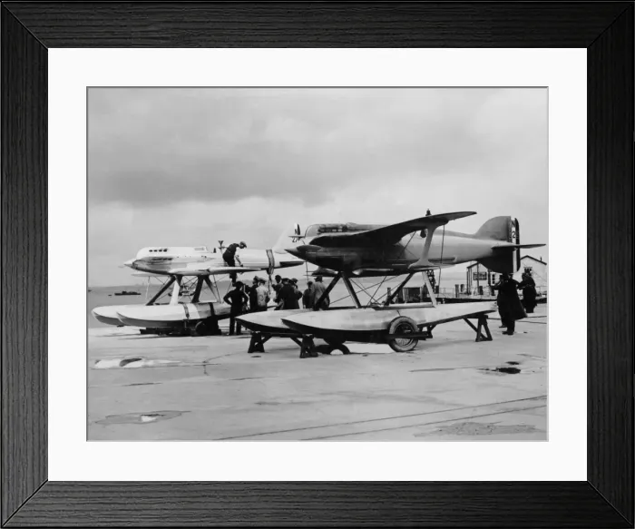 Framed Print : The Schneider Trophy 1927 - Venice, Italy Framed Print : The Schneider Trophy 1927 - Venice, Italy