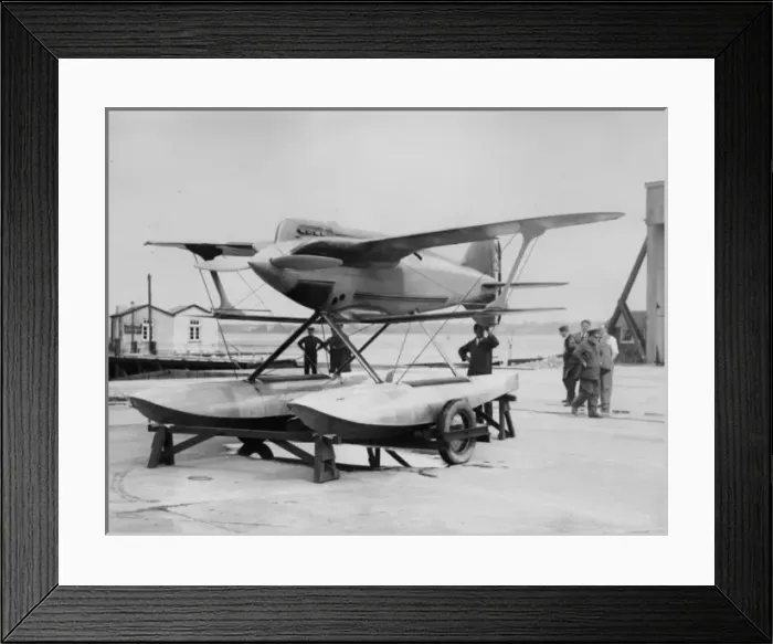 Framed Print : The Schneider Trophy 1927 - Venice, Italy Framed Print : The Schneider Trophy 1927 - Venice, Italy