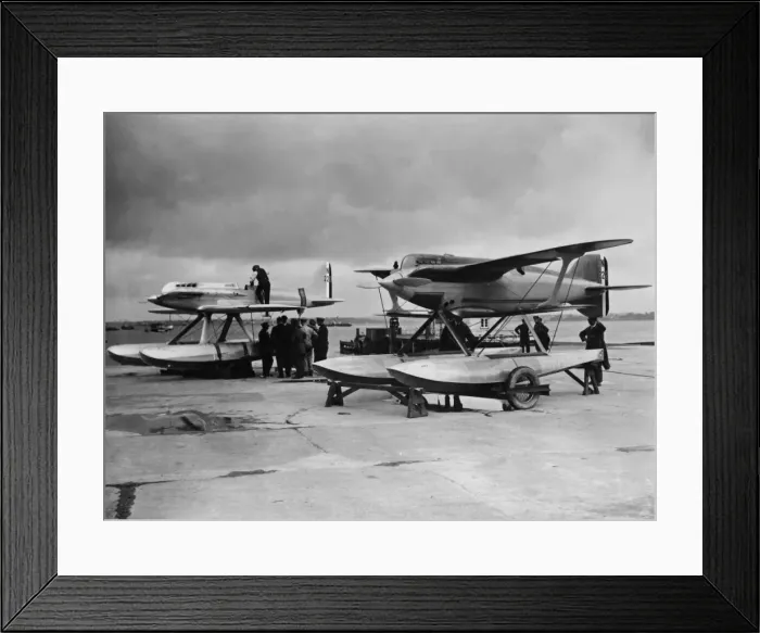 Framed Print : The Schneider Trophy 1927 - Venice, Italy Framed Print : The Schneider Trophy 1927 - Venice, Italy