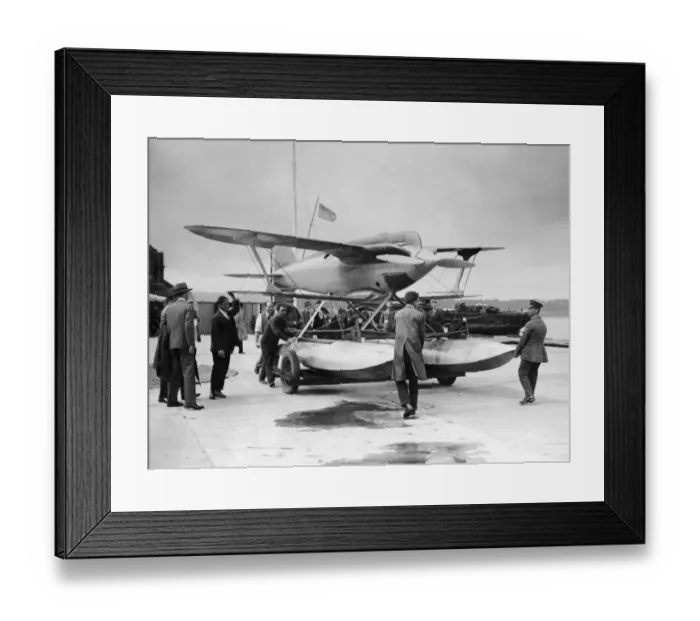Framed Print : The Schneider Trophy 1927 - Venice, Italy Framed Print : The Schneider Trophy 1927 - Venice, Italy