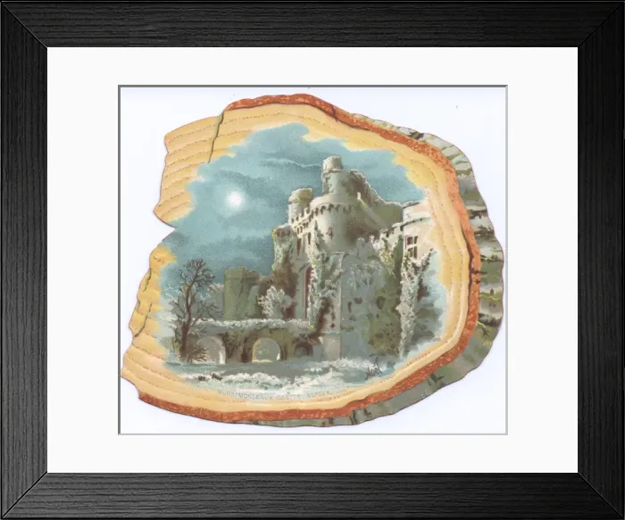 Framed Print : Christmas card in the shape of a slice of wood Framed Print : Christmas card in the shape of a slice of wood