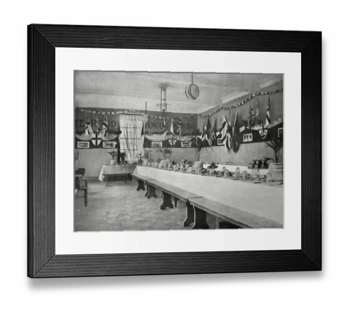 Framed Print : Gordon Boys Home, Nottingham - Christmas Day Framed Print : Gordon Boys Home, Nottingham - Christmas Day