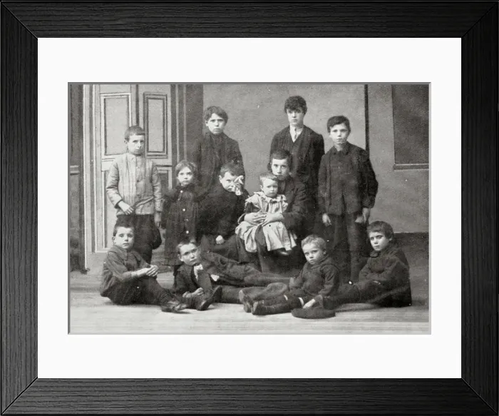 Framed Print : One Days Admissions from Barnardos Ever Open Door, Liver Framed Print : One Days Admissions from Barnardos Ever Open Door, Liver