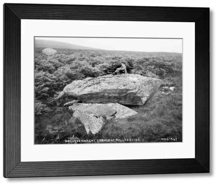 Framed Print : Ballyvennaght Cromlech, Ballycastle Framed Print : Ballyvennaght Cromlech, Ballycastle