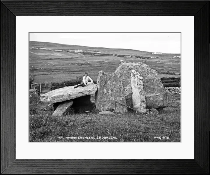 Framed Print : Malinmore Cromlech, Co. Donegal Framed Print : Malinmore Cromlech, Co. Donegal