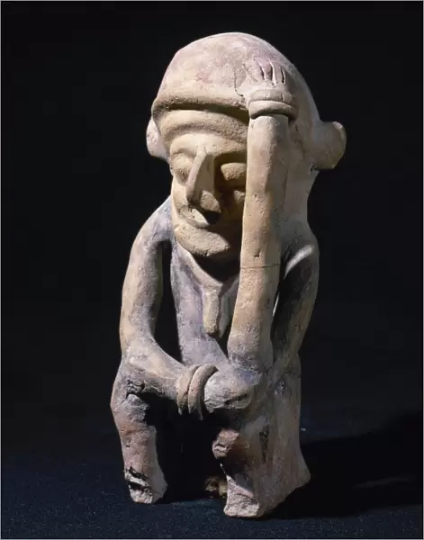 Bahia Culture (Mahia, Ecuador). Male figure representing a t