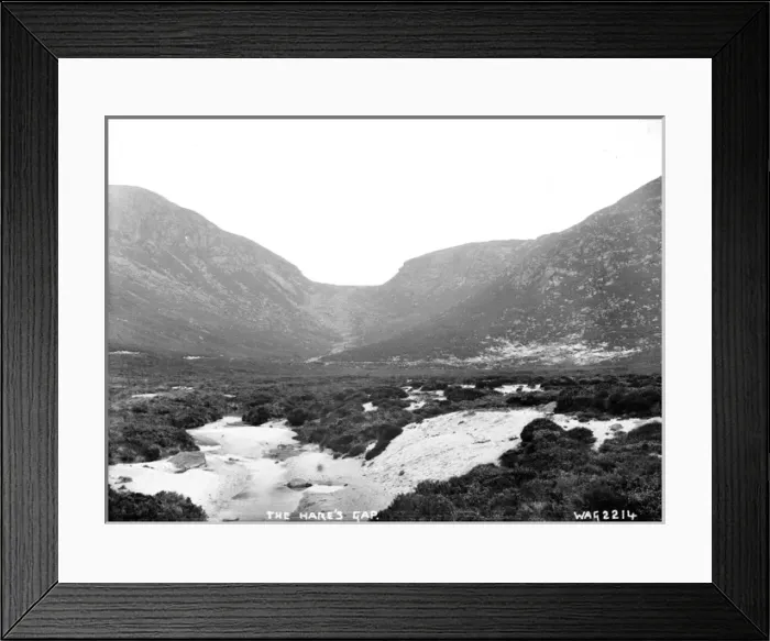 Framed Print : The Hares Gap Framed Print : The Hares Gap