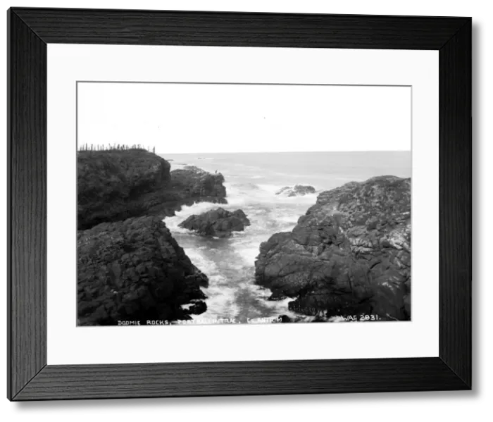 Framed Print : Doomie Rocks, Port Ballantrae, Co. Antrim Framed Print : Doomie Rocks, Port Ballantrae, Co. Antrim