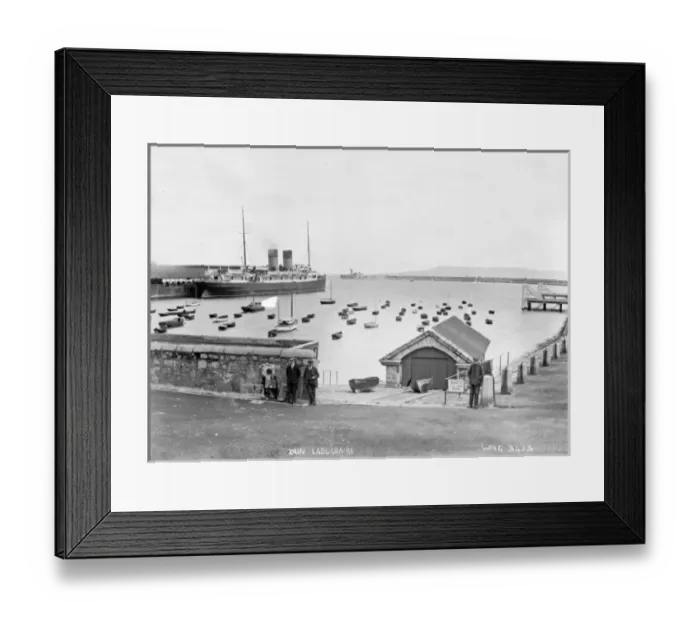 Framed Print : Dun Laoghaire Framed Print : Dun Laoghaire