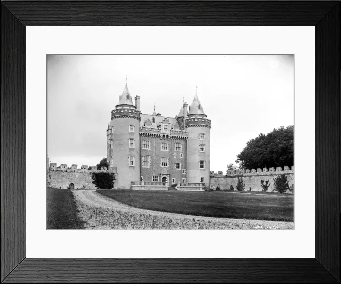 Framed Print : Killyleagh Castle Framed Print : Killyleagh Castle