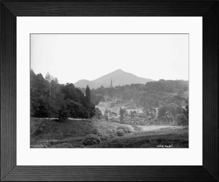Framed Print : A view of Enniskerry and Sugarloaf mountain behind Framed Print : A view of Enniskerry and Sugarloaf mountain behind