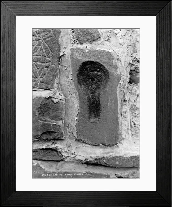Framed Print : Die for Cruise Lamp, Mahee Island Framed Print : Die for Cruise Lamp, Mahee Island