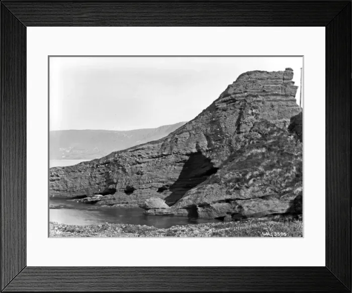 Framed Print : Coastal scene showing some geological feature on the sandsto Framed Print : Coastal scene showing some geological feature on the sandsto