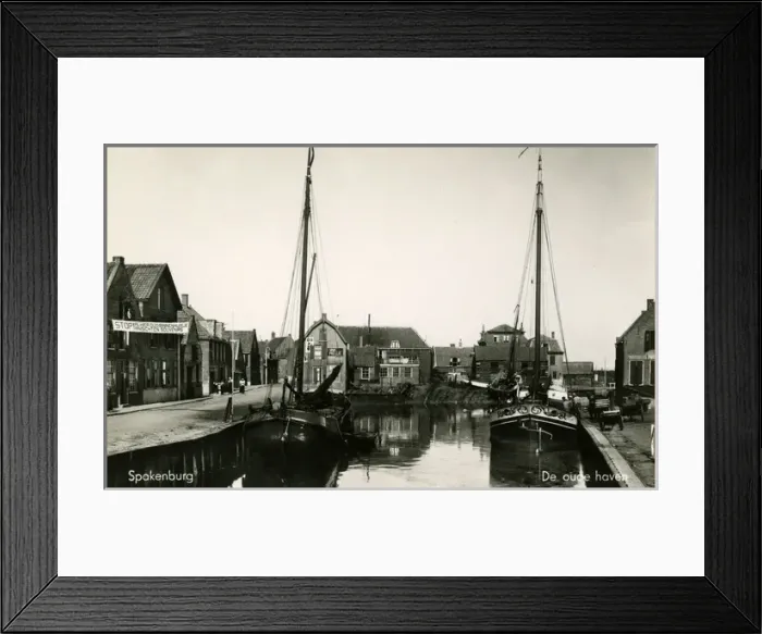 Framed Print : The Old Port, Spakenburg - The Netherlands Framed Print : The Old Port, Spakenburg - The Netherlands