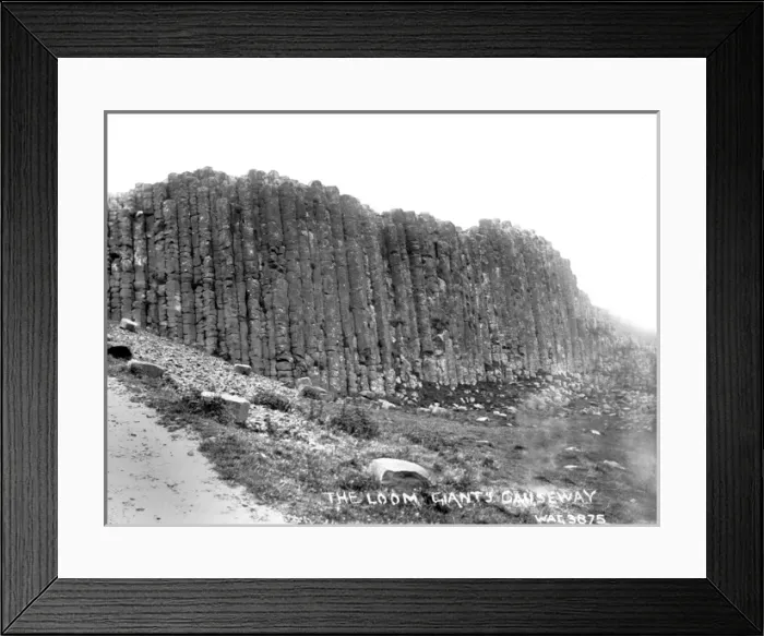 Framed Print : The Giants Causeway Framed Print : The Giants Causeway