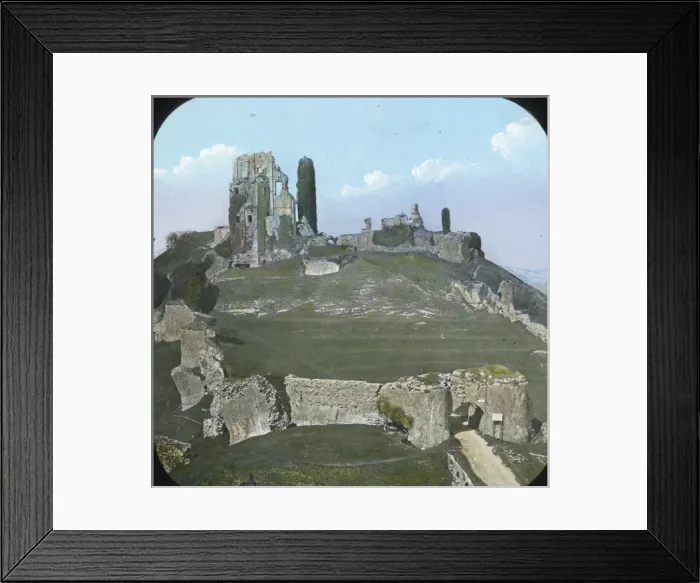 Framed Print : Corfe Castle, Corfe, Isle of Purbeck, Dorset Framed Print : Corfe Castle, Corfe, Isle of Purbeck, Dorset
