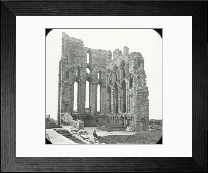 Framed Print : Tynemouth Castle and Priory, North Tyneside, Tyne and Wear Framed Print : Tynemouth Castle and Priory, North Tyneside, Tyne and Wear