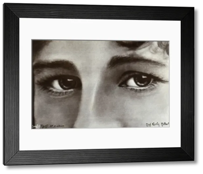 Framed Print : Gertie Millar - English stage actress, singer - Beauty eyes Framed Print : Gertie Millar - English stage actress, singer - Beauty eyes