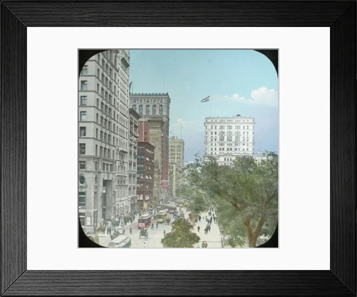 Framed Print : USA - New York- Broadway Framed Print : USA - New York- Broadway