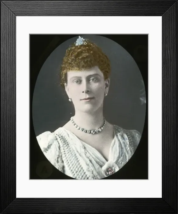 Framed Print : Bust of Queen Mary Framed Print : Bust of Queen Mary