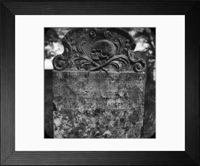Framed Print : Darenth Churchyard Framed Print : Darenth Churchyard