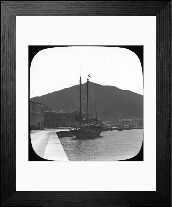 Framed Print : Hong Kong - Chinese Junk Framed Print : Hong Kong - Chinese Junk