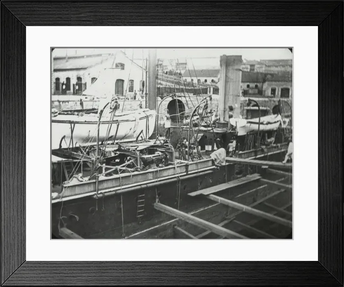 Framed Print : Russo-Japanese War - Tsi-Yuen after battle Framed Print : Russo-Japanese War - Tsi-Yuen after battle